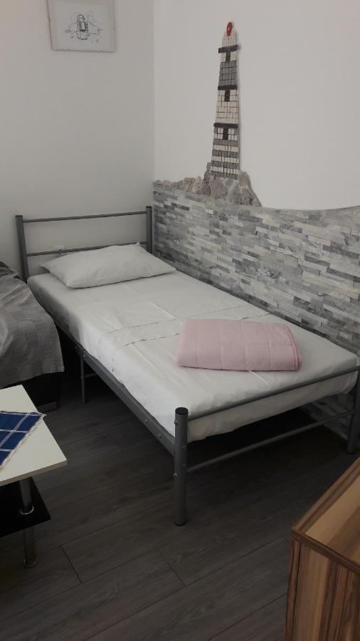 Apartmani Maric Selce Eksteriør bilde